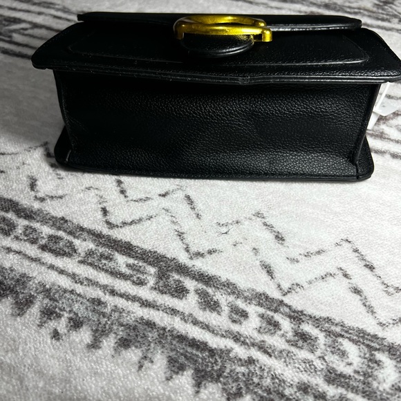 Coach tabby - Picture 2 of 5